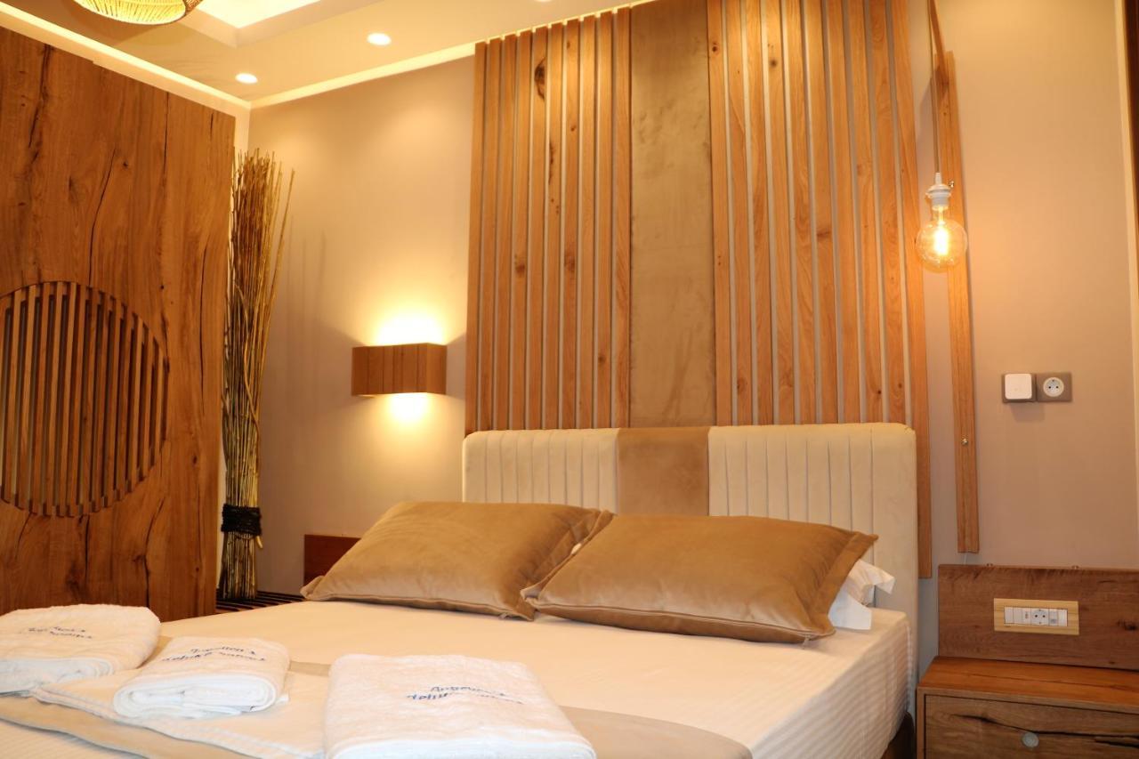 Angelica'S Deluxe Rooms In Adamas Exteriör bild