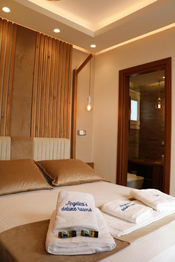 Angelica'S Deluxe Rooms In Adamas Exteriör bild