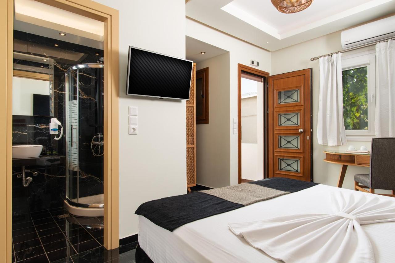 Angelica'S Deluxe Rooms In Adamas Exteriör bild